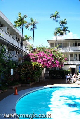 Hawaiiana Hotel
